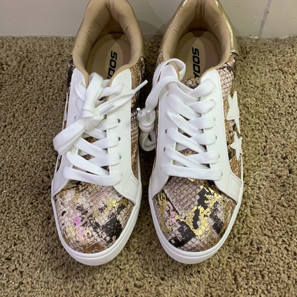 snakeskin soda shoes - Picture 2 of 4